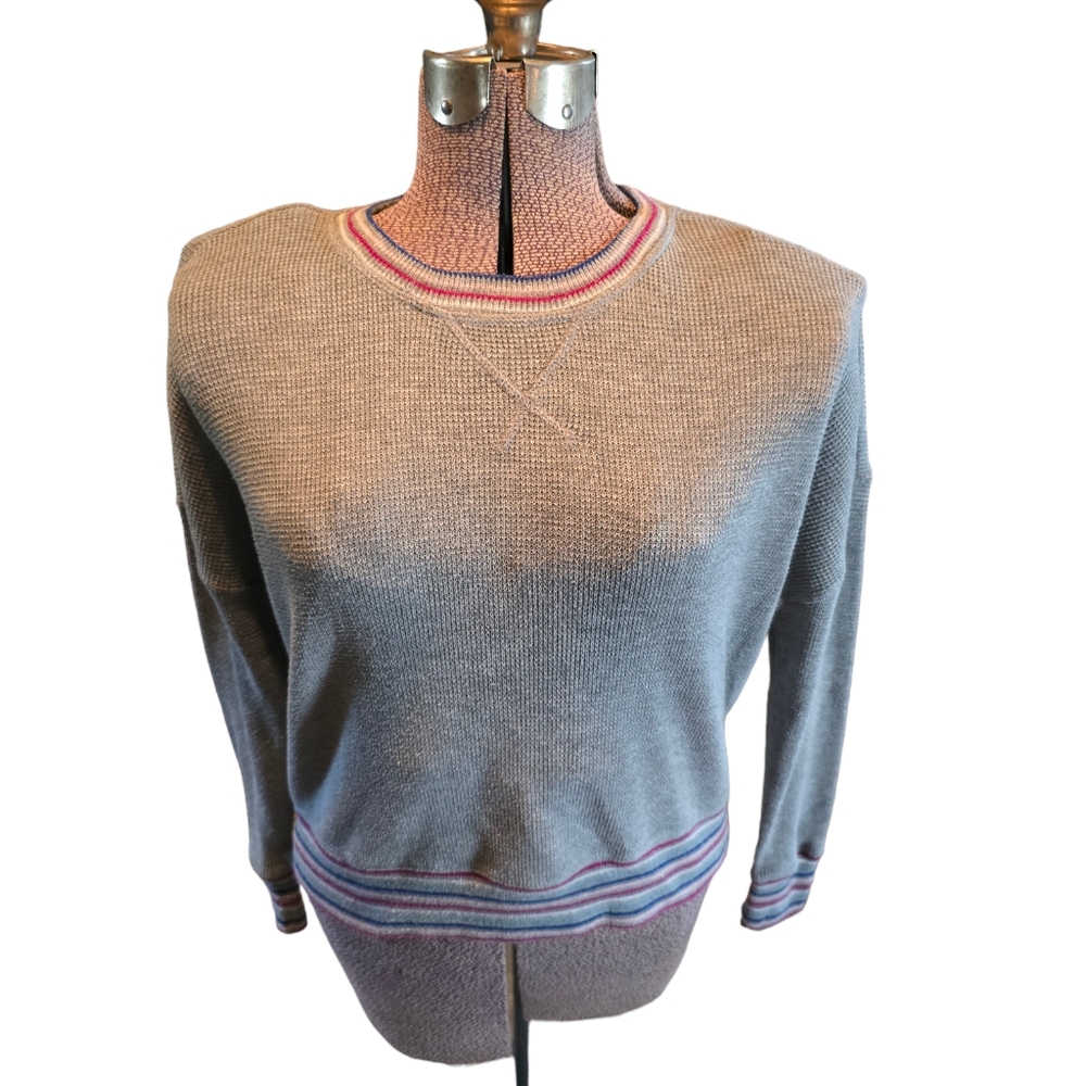 Time and Tru Women's Top Size Small